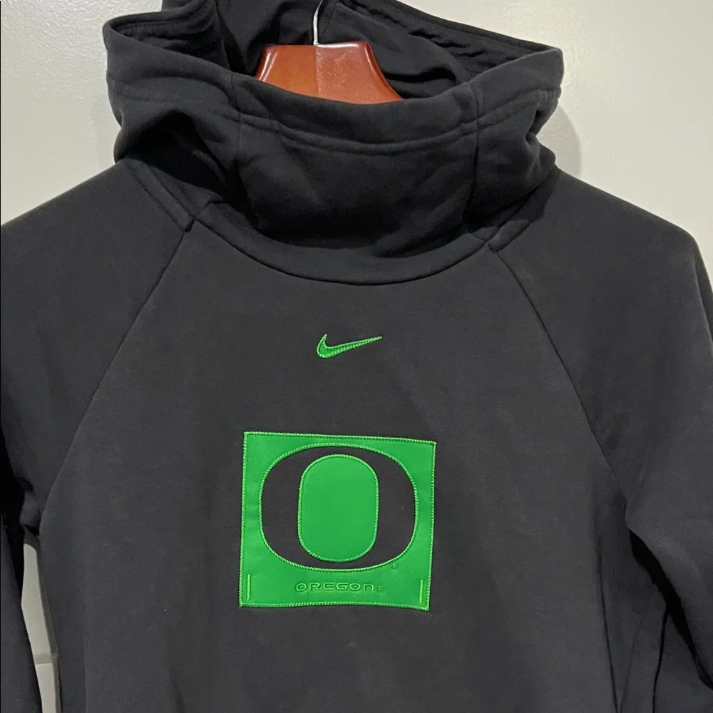Nike Black Pullover Hoodie with Green Oregon O Logo Sz XS